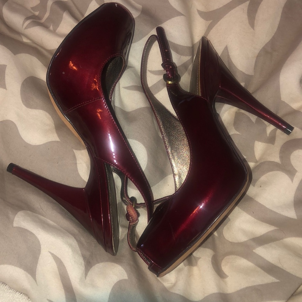 Joan&David wine color patent Leather peep toe sz5